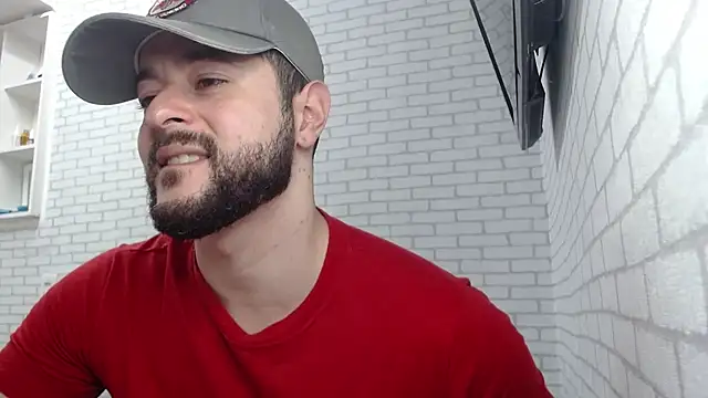 BombeiroHotx online show from 11/28/25, 09:28