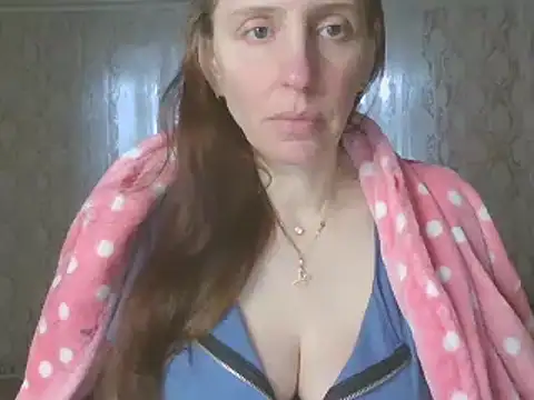 CandiCole online show from 02/09/26, 06:28