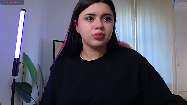 Snapshot of courtneyk_ chatting on 10/03/25, 01:30 courtneyk online show from 10/03/25, 01:30