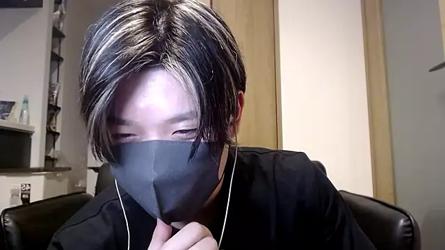 Snapshot of Mei-Tanaka chatting on 09/25/25, 01:48 Mei-Tanaka online show from 09/25/25, 01:48