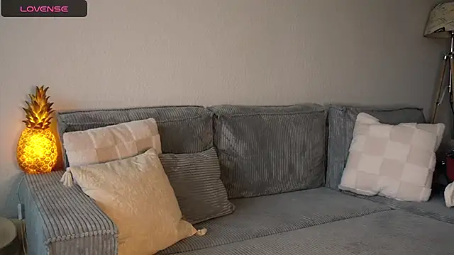 LucyxLou online show from 09/14/25, 10:25