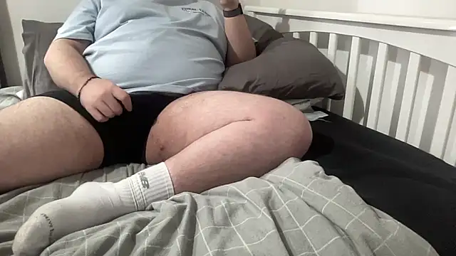 British 28 online show from 04/26/26, 02:04