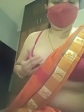 Snapshot of Tamil_Sivani chatting on 09/12/25, 03:23 Tamil Sivani online show from 09/12/25, 03:23