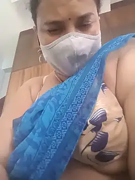 Snapshot of Tamil_Sivani chatting on 09/16/25, 08:37 Tamil Sivani online show from 09/16/25, 08:37