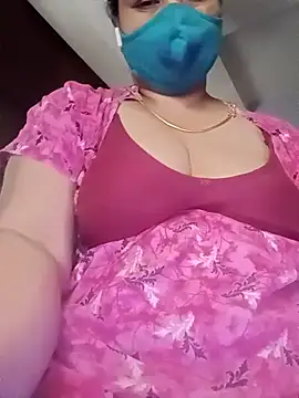 Snapshot of Tamil_Sivani chatting on 10/23/25, 01:16 Tamil Sivani online show from 10/23/25, 01:16