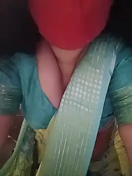 Snapshot of Tamil_Sivani chatting on 06/20/26, 01:58 Tamil Sivani online show from 06/20/26, 01:58