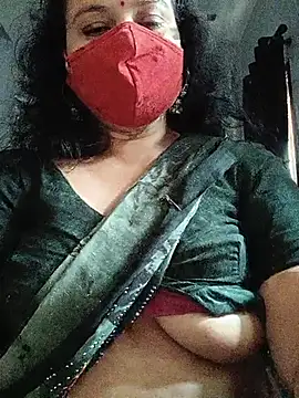 Snapshot of Tamil_Sivani chatting on 07/04/26, 03:35 Tamil Sivani online show from 07/04/26, 03:35