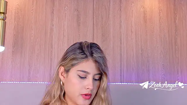 ZoehAngel online show from 04/19/26, 01:54