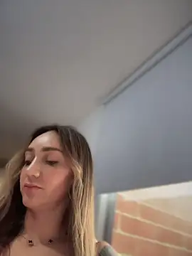 Ninabigtitied online show from 05/06/26, 12:32