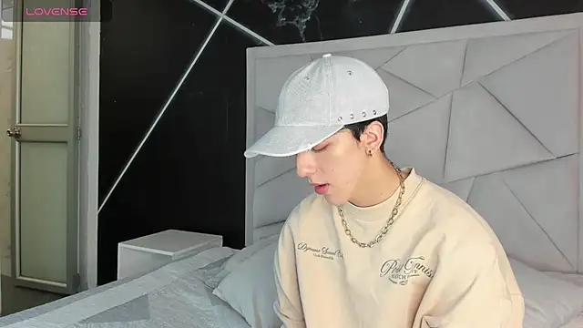 AerumChae online show from 04/20/26, 12:41