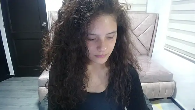 Velvet Moon V online show from 10/14/25, 01:12