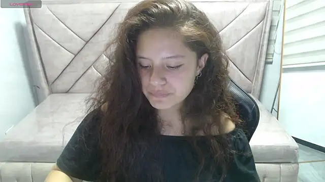 Velvet Moon V online show from 03/05/26, 07:54