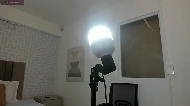 naishaa  online show from 02/07/26, 06:33