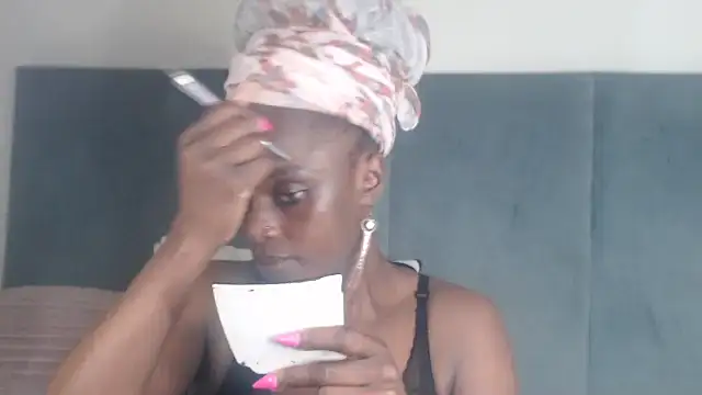 Jah-Queen online show from 10/19/25, 10:05