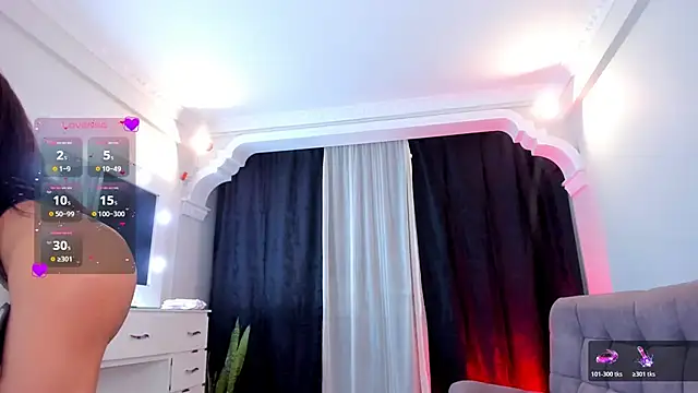  Mia Pink  online show from 11/09/25, 10:52