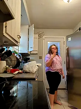 Snapshot of TheMistyPrice chatting on 10/21/25, 12:39 TheMistyPrice online show from 10/21/25, 12:39