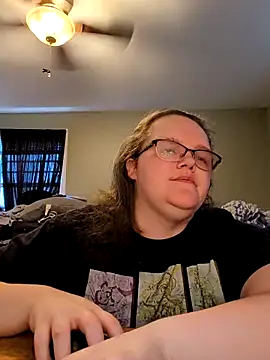 Snapshot of TheMistyPrice chatting on 11/18/25, 03:05 TheMistyPrice online show from 11/18/25, 03:05