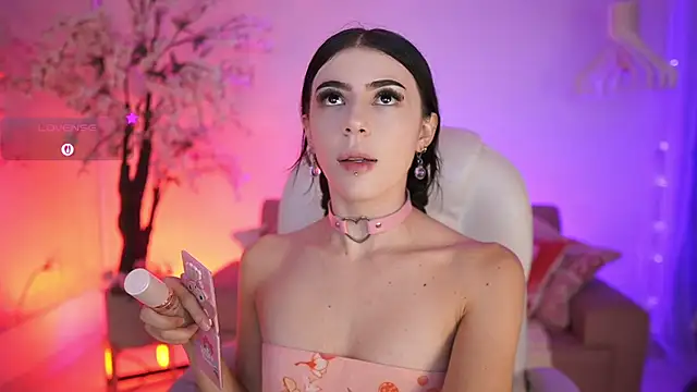 JadeSummerr online show from 04/15/26, 11:39