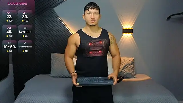 Horny nick18 online show from 02/17/26, 12:01