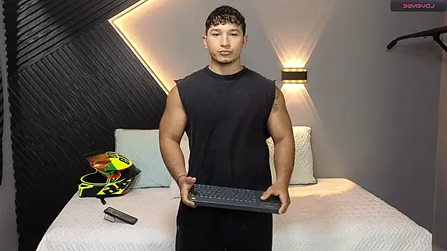 Horny nick18 online show from 02/21/26, 01:01