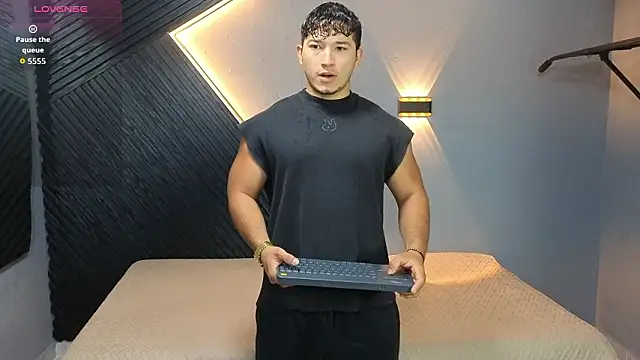 Horny nick18 online show from 03/07/26, 12:02