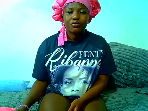 SweetHoney21  online show from 06/02/26, 07:43