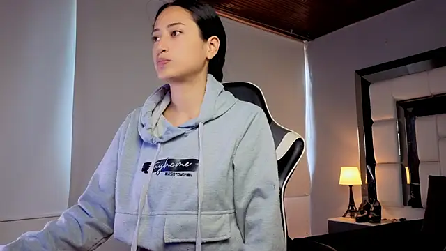 Adhara7 online show from 02/24/26, 07:45