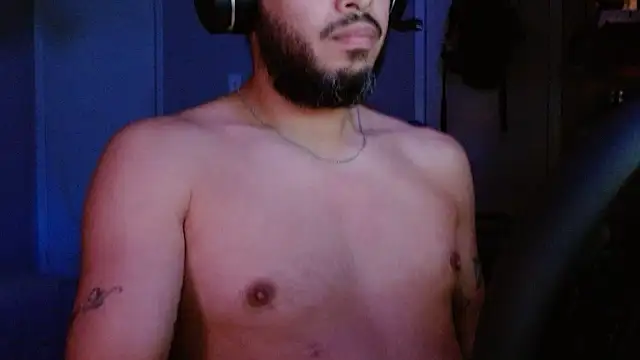 daddysgoodgrl215 online show from 09/28/25, 12:54