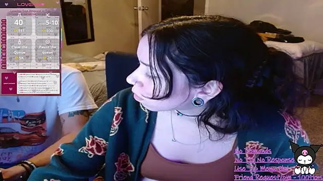 daddysgoodgrl215 online show from 02/07/26, 04:27