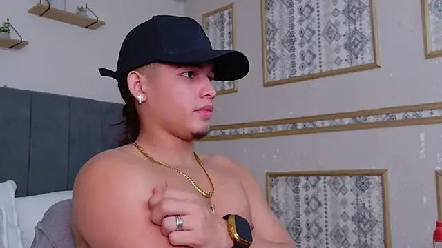 Riky Strong online show from 11/05/25, 03:28