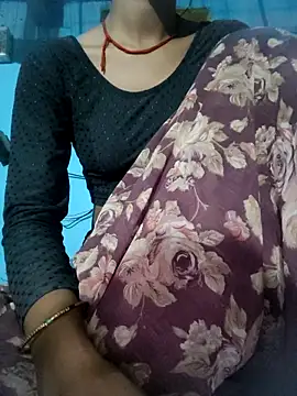 Snapshot of Kranti02x chatting on 10/26/25, 10:25 Kranti02x online show from 10/26/25, 10:25