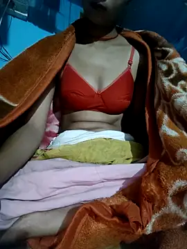 Snapshot of Kranti02x chatting on 10/28/25, 10:45 Kranti02x online show from 10/28/25, 10:45