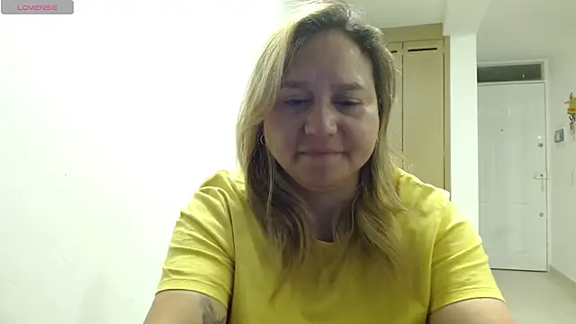 Snapshot of haashkyo chatting on 06/01/26, 03:52 haashkyo online show from 06/01/26, 03:52