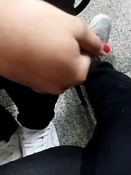 Snapshot of PIROCAO20 chatting on 10/10/25, 12:42 PIROCAO20 online show from 10/10/25, 12:42