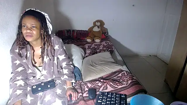 EbonyEssence online show from 04/15/26, 07:58