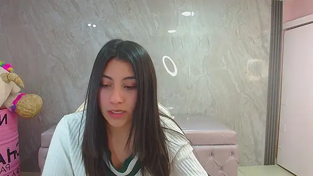 Snapshot of Zoe_Blaze_A chatting on 10/09/25, 12:52 Zoe Blaze A online show from 10/09/25, 12:52