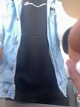 Yasar-Xxxl online show from 02/15/26, 03:31