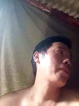 DungLuongg online show from 09/18/25, 05:53