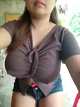 Snapshot of Akira_sera chatting on 09/14/25, 11:48 Akira sera online show from 09/14/25, 11:48