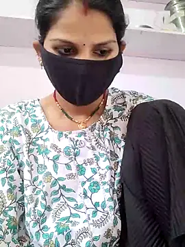 Snapshot of poojam93 chatting on 10/09/25, 02:53 poojam93 online show from 10/09/25, 02:53