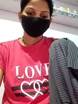 Snapshot of poojam93 chatting on 11/04/25, 01:38 poojam93 online show from 11/04/25, 01:38