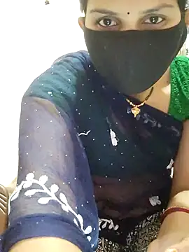 Snapshot of poojam93 chatting on 02/04/26, 09:04 poojam93 online show from 02/04/26, 09:04