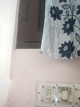 Snapshot of poojam93 chatting on 02/28/26, 02:34 poojam93 online show from 02/28/26, 02:34