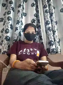 poojam93 online show from 05/01/26, 04:17