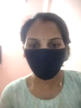poojam93 online show from 05/01/26, 04:22