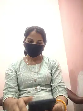 poojam93 online show from 05/09/26, 03:39