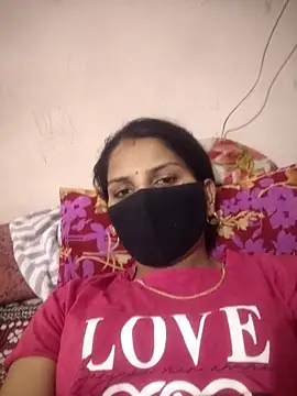 poojam93 online show from 05/11/26, 03:07