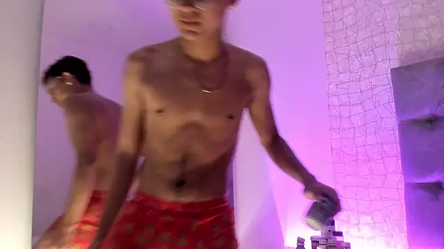 Lucien Gray  online show from 12/03/25, 02:59