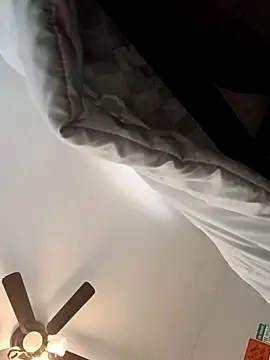 sarahkat86 online show from 03/09/26, 01:15