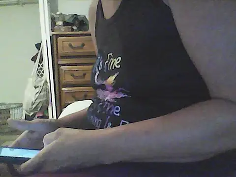 sarahkat86 online show from 03/17/26, 12:04